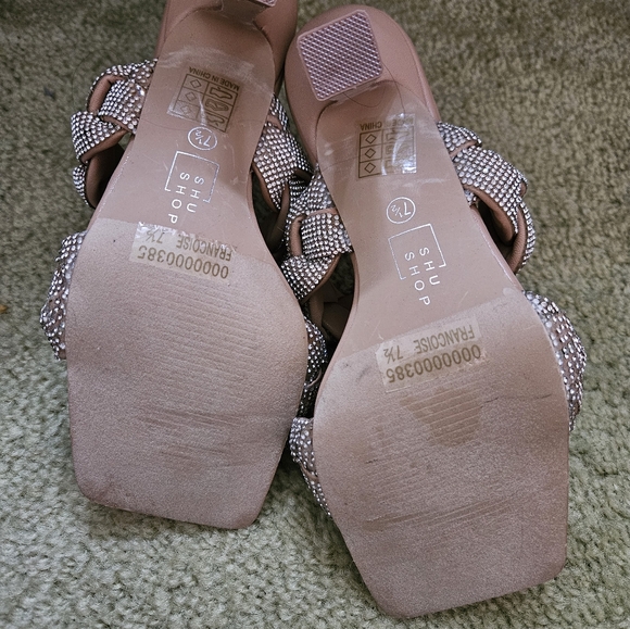 VICI Rhinestone Heeled Sandal - Picture 3 of 4